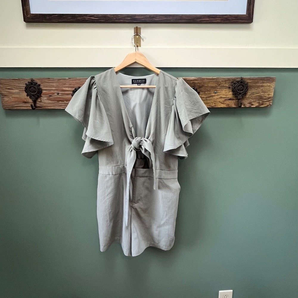 Eloquii Sage Green‎ Tie Front Flutter Sleeve Romper Cutout Plus Size 14 Pockets